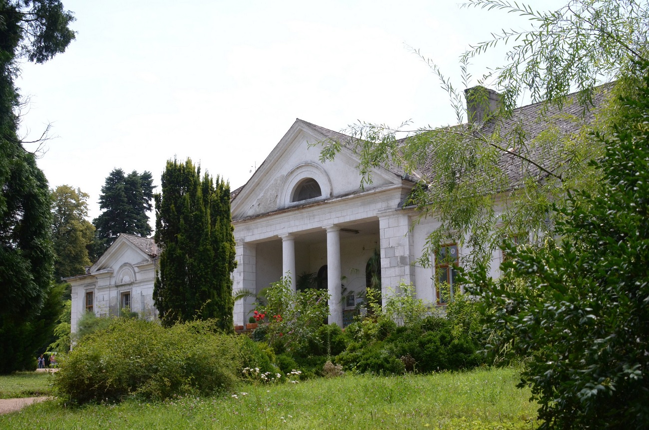 Destinaţia zilei: Arboretumul Simeria. EU Aleg România – 9 octombrie