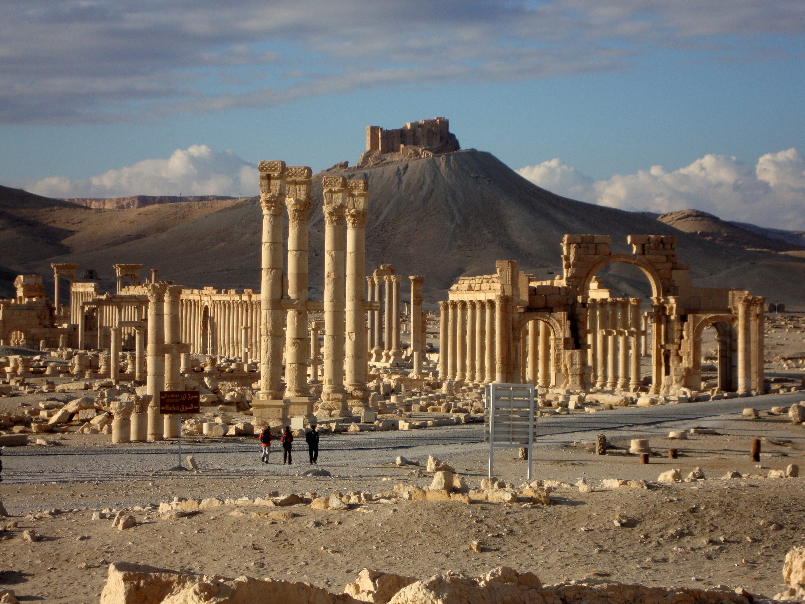 Statul Islamic a reușit să cucerească orașul sirian Palmyra. Siturile arheologice sunt în pericol