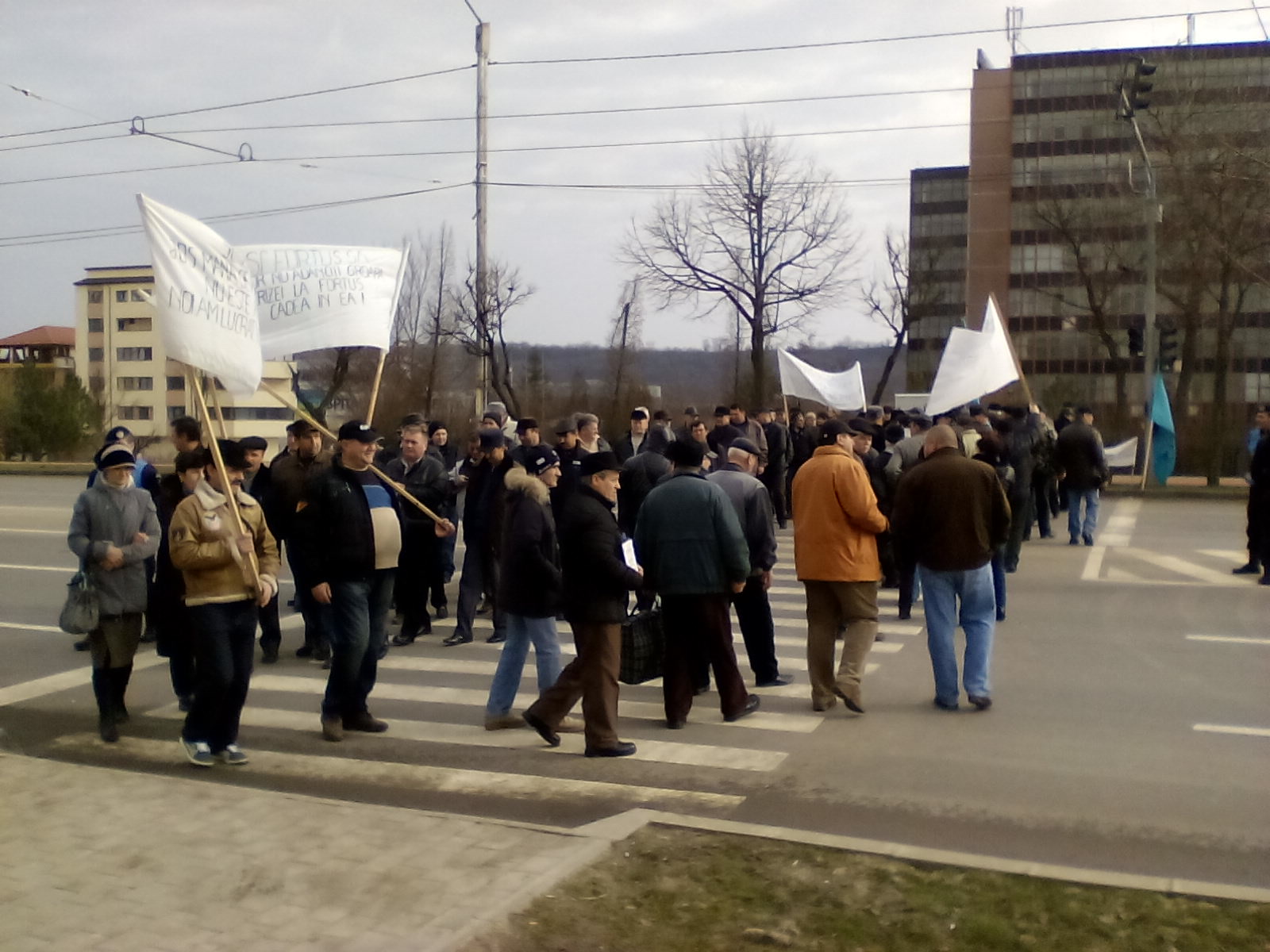 (FOTO/AUDIO) IAŞI: Protest spontan la FORTUS