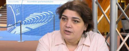 Jurnalista azeră Khadija Ismayilova, câștigătoarea Premiului Guillermo Cano/ UNESCO pentru libertatea presei 2016