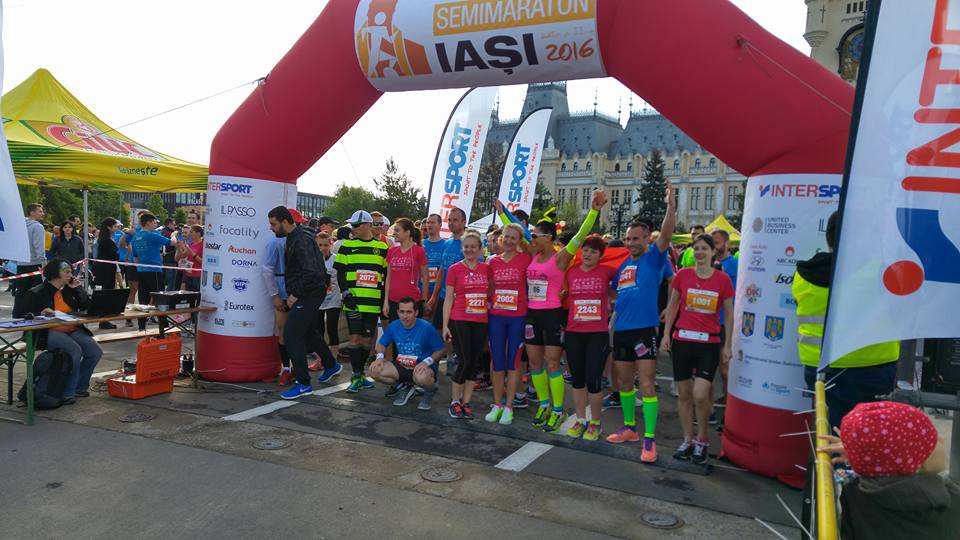 Semimaraton Iaşi 2016: Peste 1000 de participanți, zeci de voluntari, sportivi din România și Republica Moldova