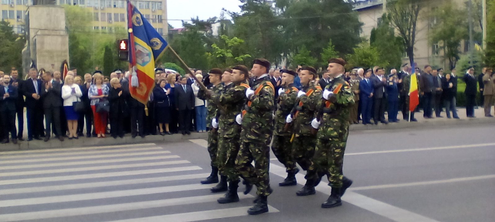 (AUDIO/FOTO) Iaşi: Manifestări în Piaţa Independenţei cu ocazia Zilei de 9 Mai