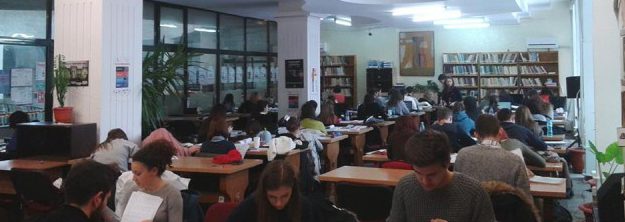 (REPORTAJ) 23 de voluntari au fost premiaţi la Biblioteca Județeană „Gh. Asachi” Iași