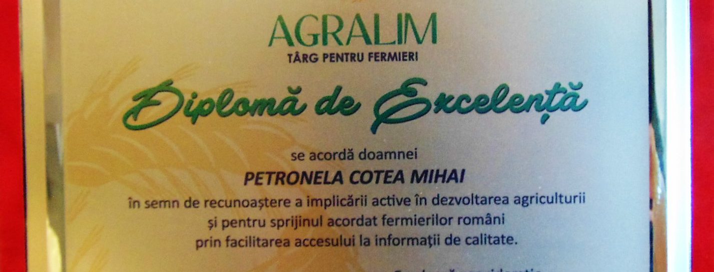 Distincție acordată colegei Petronela Cotea Mihai, realizator al emisiunilor pentru sate și agricultură, la Radio Iași