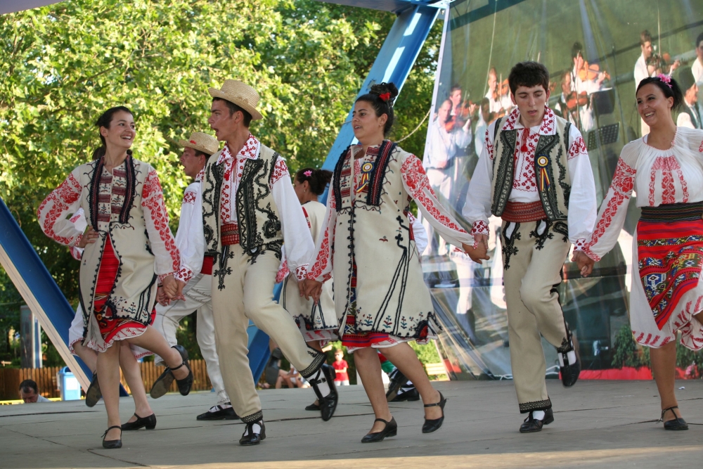 La Suceava – a treia ediţie a Festivalului-concurs naţional de Folclor „Friedrich Schwartz”