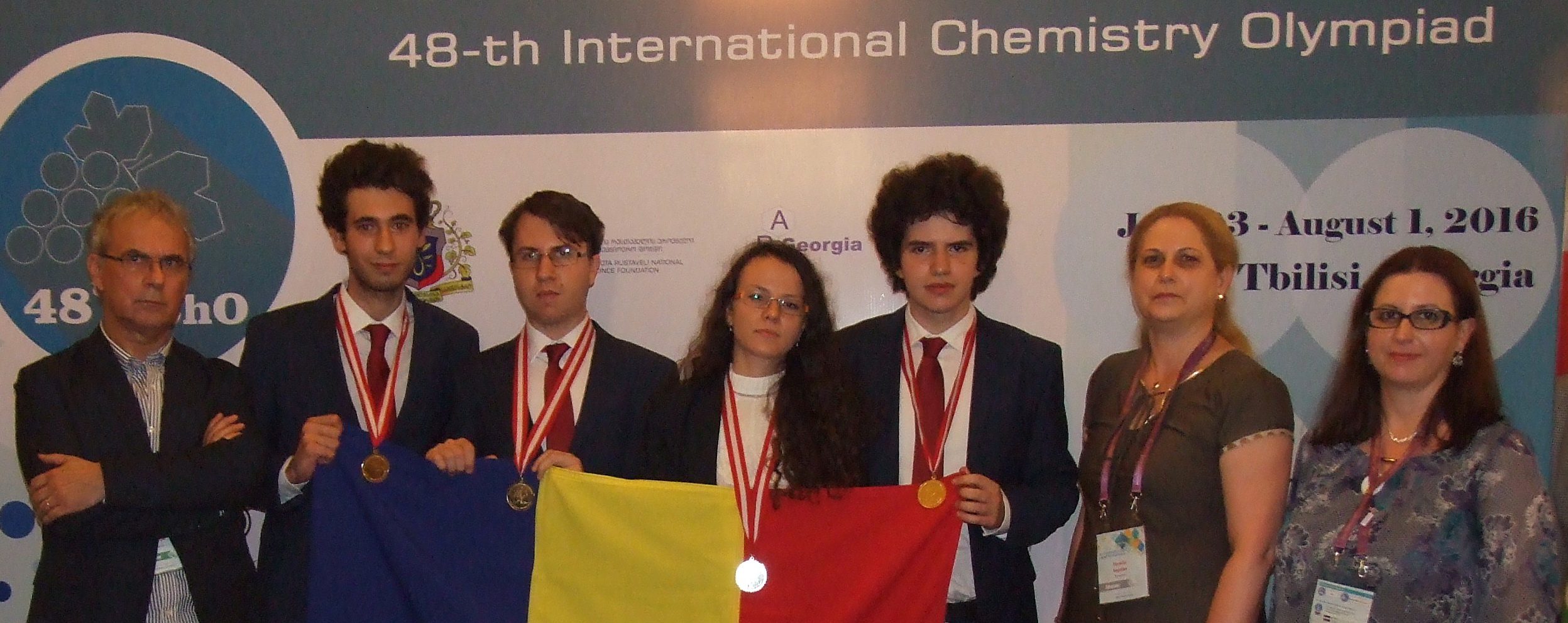 Elevii români au obţinut trei medalii de aur şi o medalie de argint la Olimpiada Internaţională de Chimie