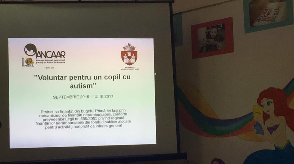 (REPORTAJ) La Iaşi a fost lansat proiectul ”Voluntar pentru un copil cu autism”