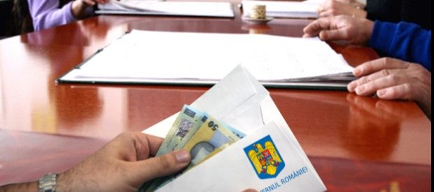 Botoşani: 15 administraţii locale nu au bani pentru salariile cadrelor didactice în ultima lună a anului