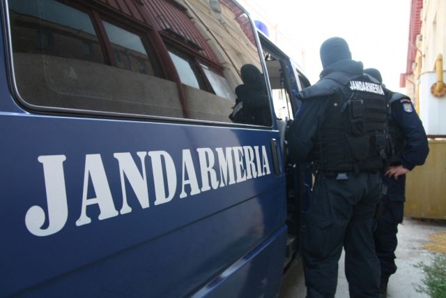 Constanța: Poliţia şi Jandarmeria sunt în alertă. O persoană mascată a atacat un militar şi i-a luat arma şi muniţia