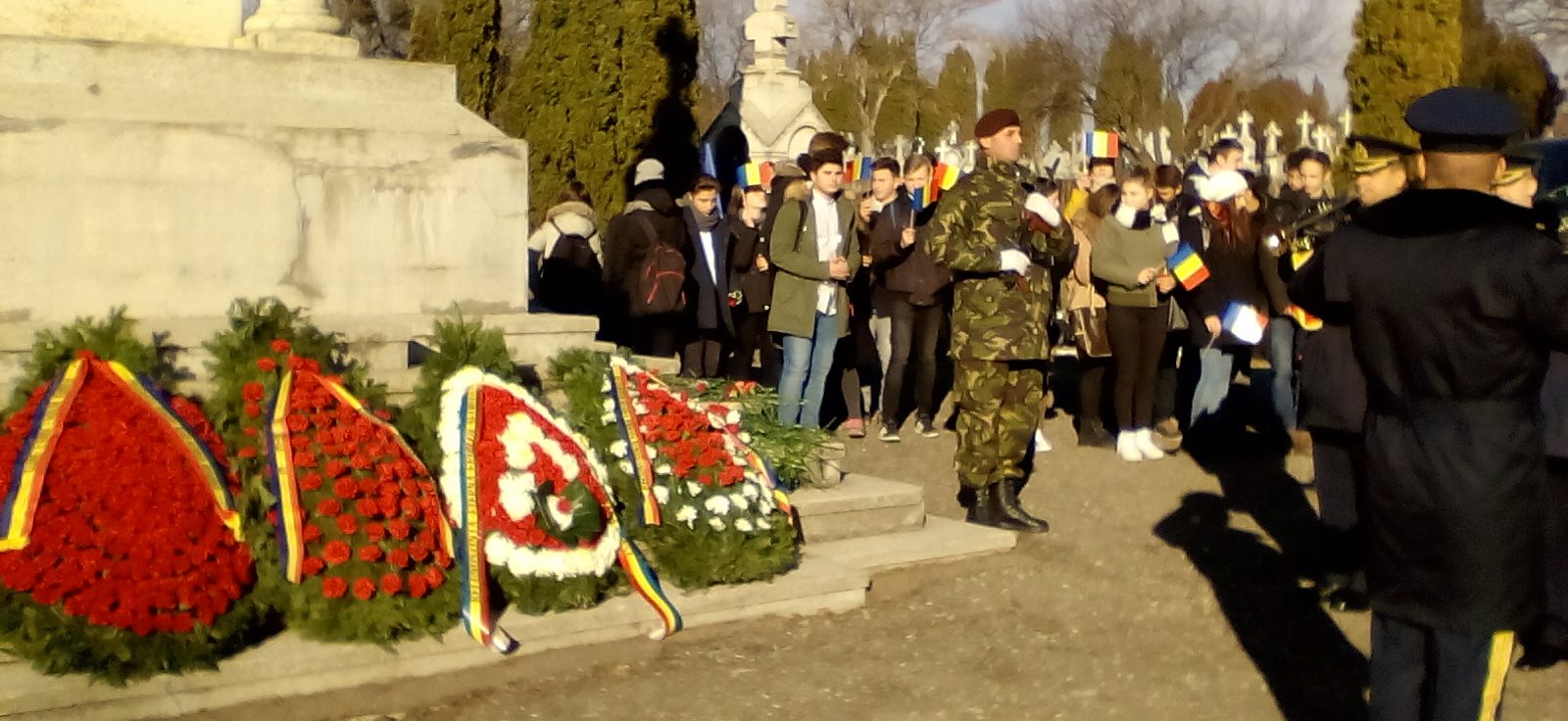 (AUDIO/FOTO) Centenar Iaşi: Ceremonialuri militar şi religios în memoria eroilor din Primul Război Mondial