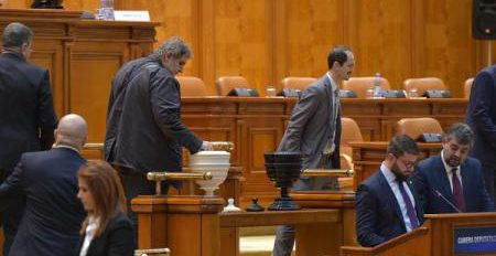 Biroul permanent al Camerei Deputaților a fost ales