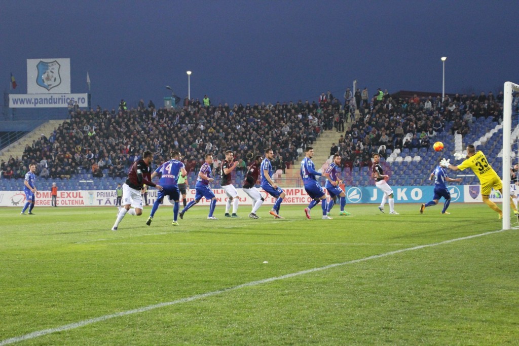 Fotbal, Liga I: Trei formaţii penalizate cu câte trei puncte!