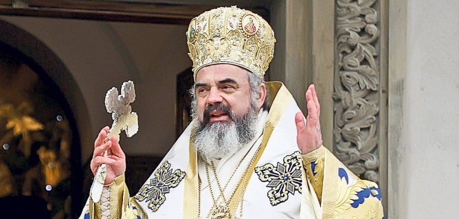 (AUDIO) Patriarhul Daniel a oficiat Liturghia din prima zi a anului, zi cu multiple semnificații religioase