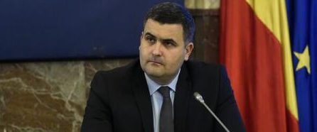 Ministrul Apărării, Gabriel-Beniamin Leş, participă marţi la ceremoniile de la Iaşi şi Focşani