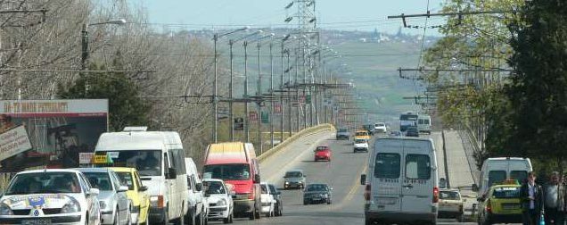 (AUDIO) Iași: Lucrările de modernizare la Pasarela Bucium vor îngreuna circulația autovehiculelor către cartierele Bucium, Poitiers și Manta Roșie