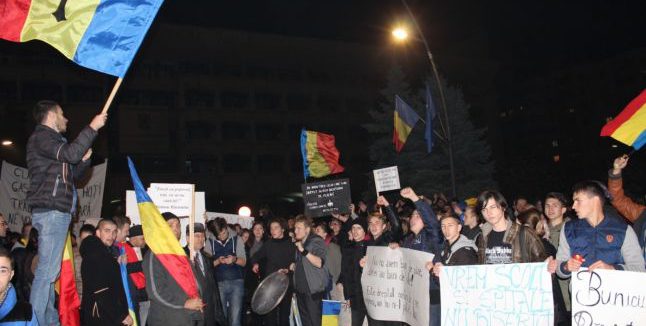 Proteste în mai multe oraşe din Moldova