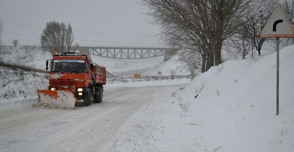 Trafic rutier în condiţii de iarnă