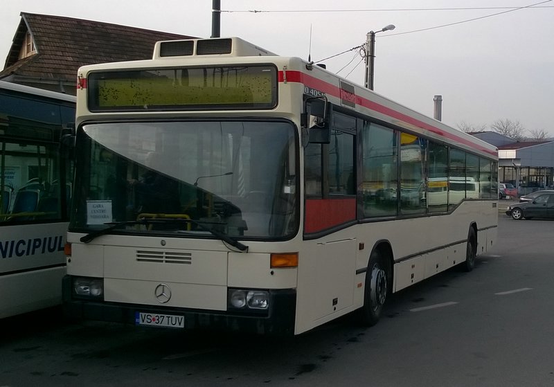 Ieşenii vor călători cu autobuze second hand închiriate de la Vaslui