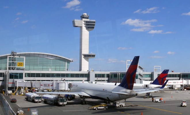 O nouă grevă a angajaților de la aeroporturile din Berlin va afecta mii de pasageri