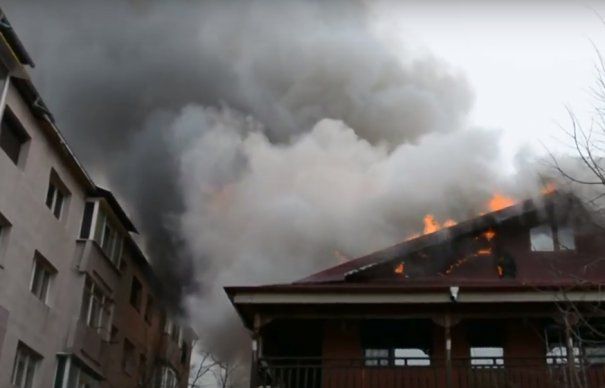 (AUDIO) Focșani: Cauza incendiului din Cartierul Sud, în continuare necunoscută