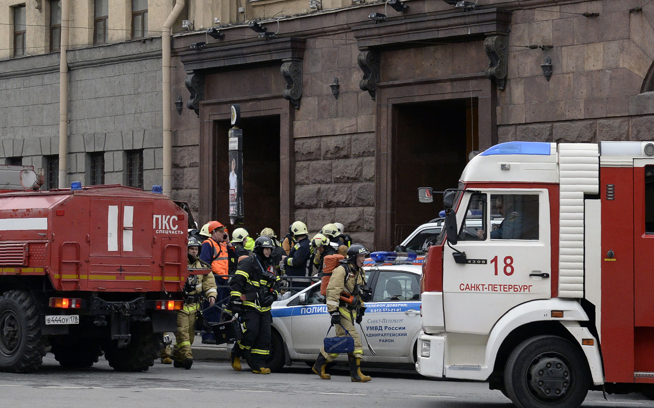 Sankt-Petersburg: Stația de metrou care a fost ținta unui atac în ajun, închisă după primirea unei amenințări cu bombă