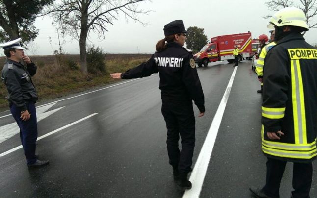 Accident grav pe DN1: Trei victime încarcerate și trafic blocat