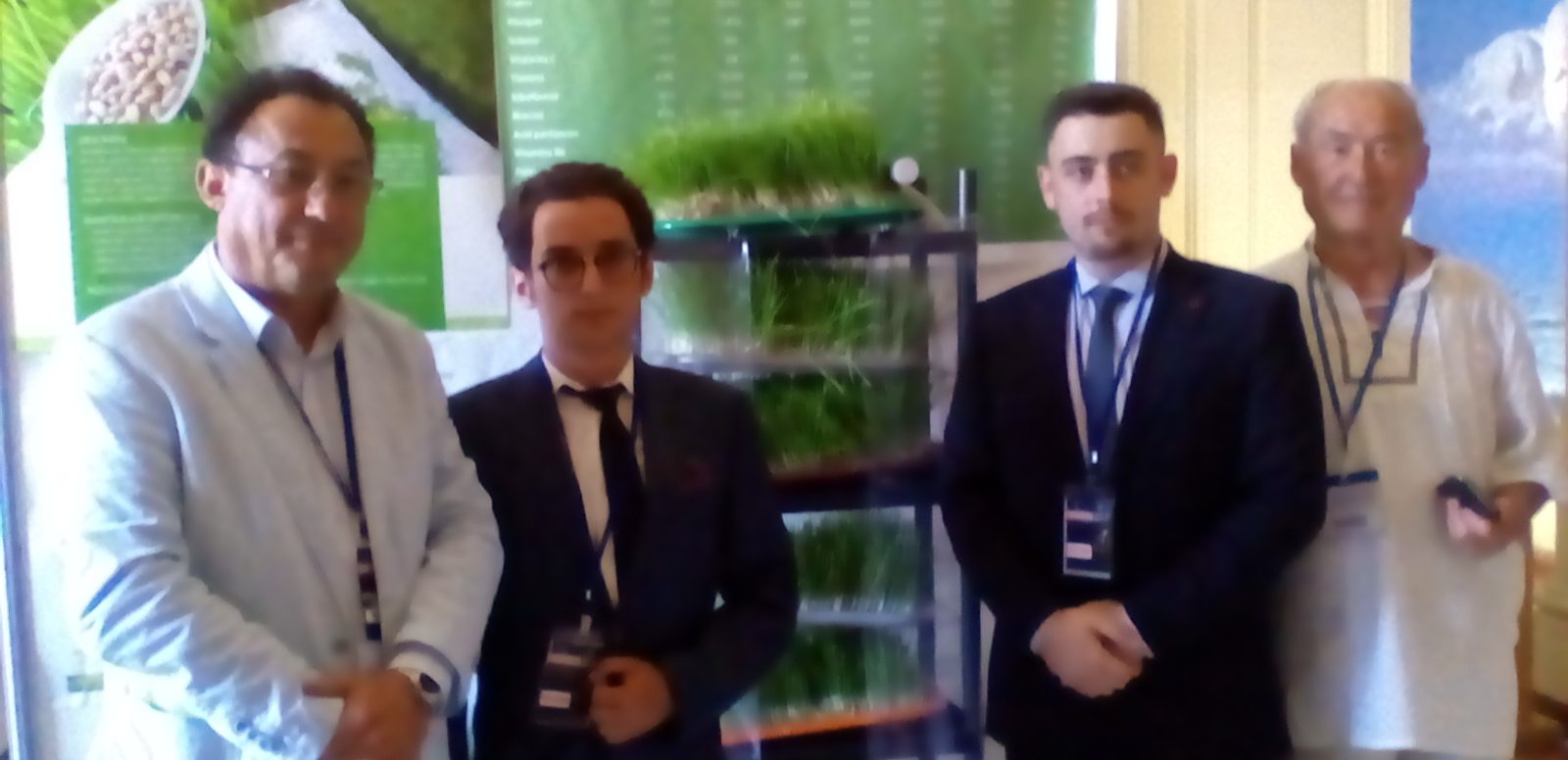 Academicianul Ionel Miron de la Universitatea de Ştiinţe Agricole din Iaşi a primit premiul marelui inventator la Salonul Inventica