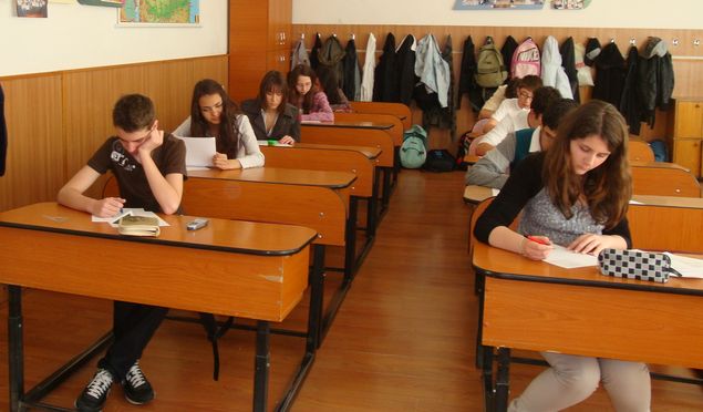 Iaşi: 37 de elevi au medii de 10 la Evaluarea Naţională