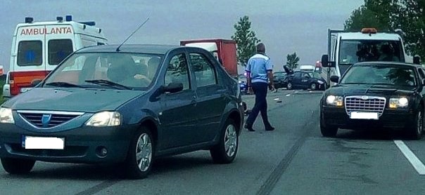 IAŞI: Trafic îngreunat la intrarea în localitatea Sârca din cauza unui accident