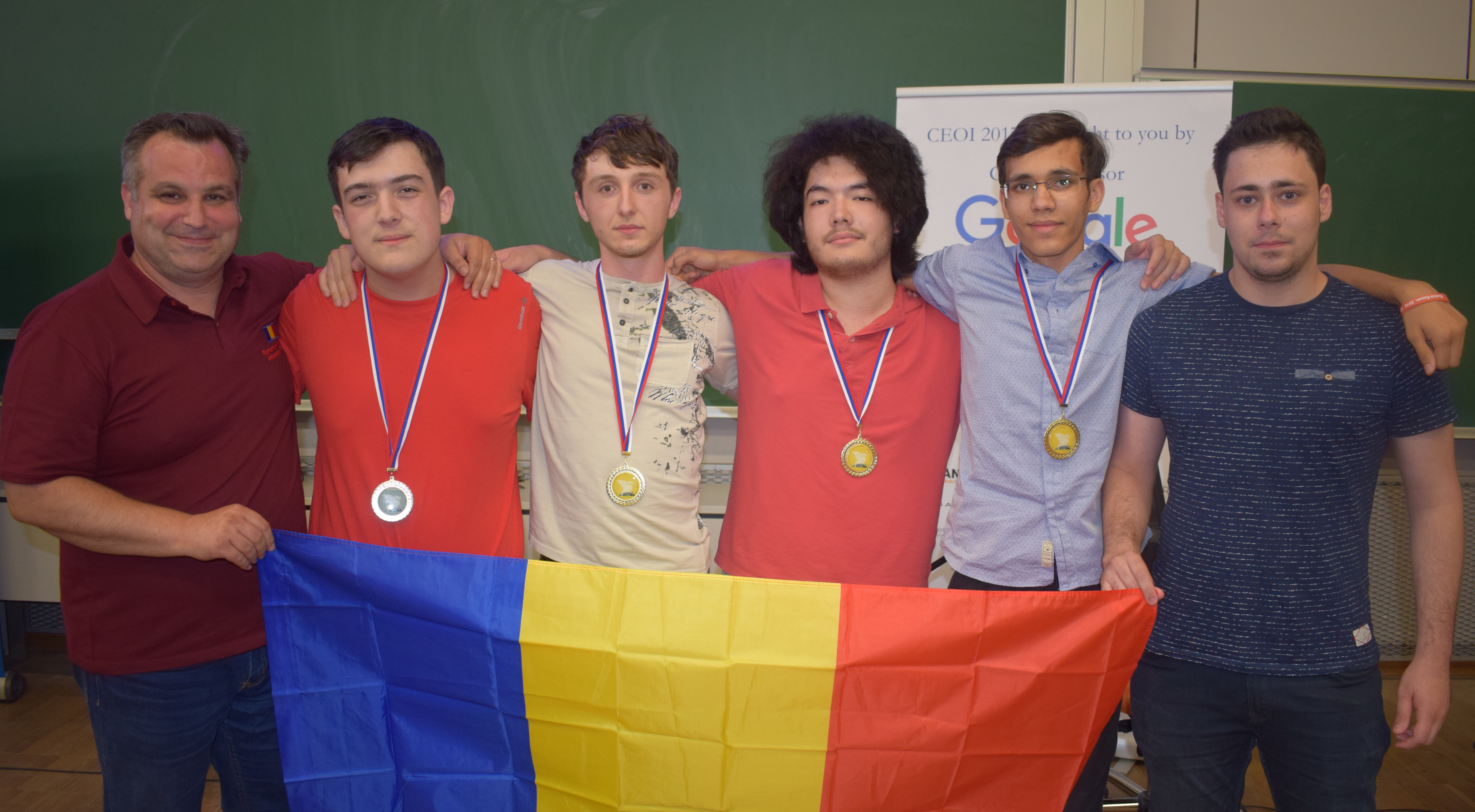 (FOTO) Patru medalii, dintre care trei de aur, la Olimpiada de Informatică a Europei Centrale (CEOI 2017)