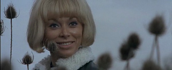 Actriţa franceză Mireille Darc a încetat din viaţă la vârsta de 79 de ani