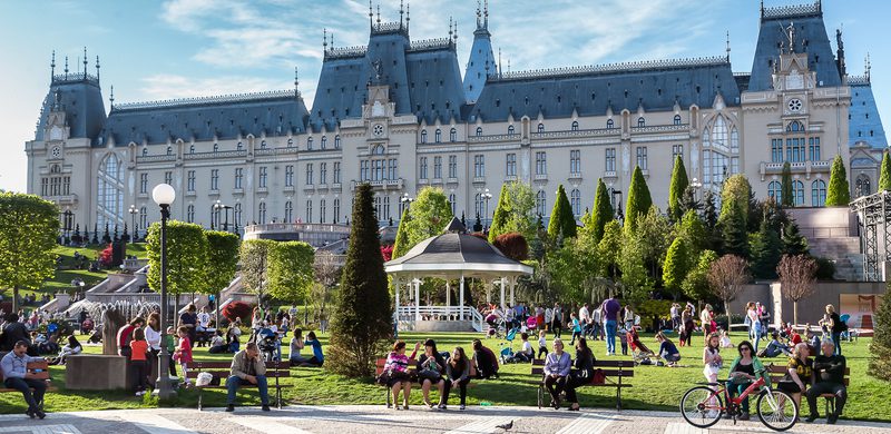 IAŞI: Festivalul internaţional „MUSIC FOR KIDS”, la Palas