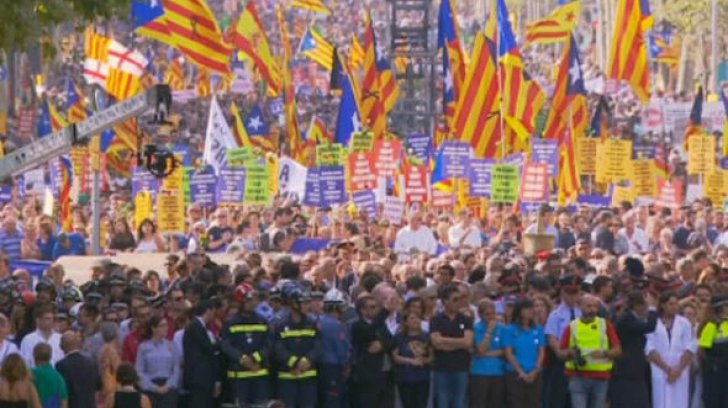 Spania: Amplă manifestație la Barcelona de respingere a terorismului