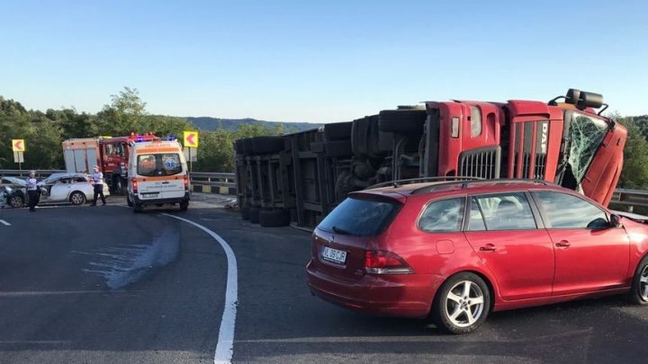 Membrii DJ Project răniți într-un grav accident rutier