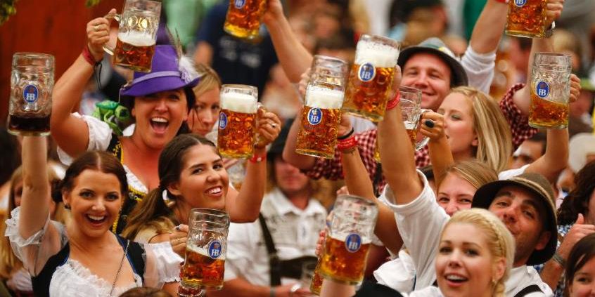 Galaţi: Mii de persoane sunt aşteptate la prima ediţie a Oktoberfest