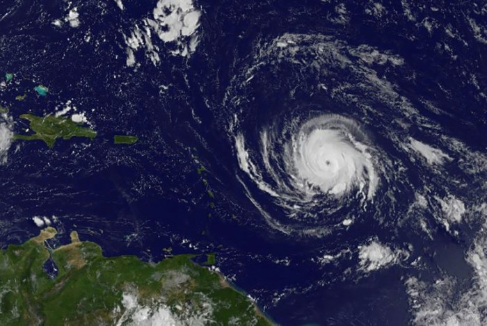 MAE: Atenţionare de călătorie în Statele Unite. Condiţii meteorologice severe în Florida şi Caraibe