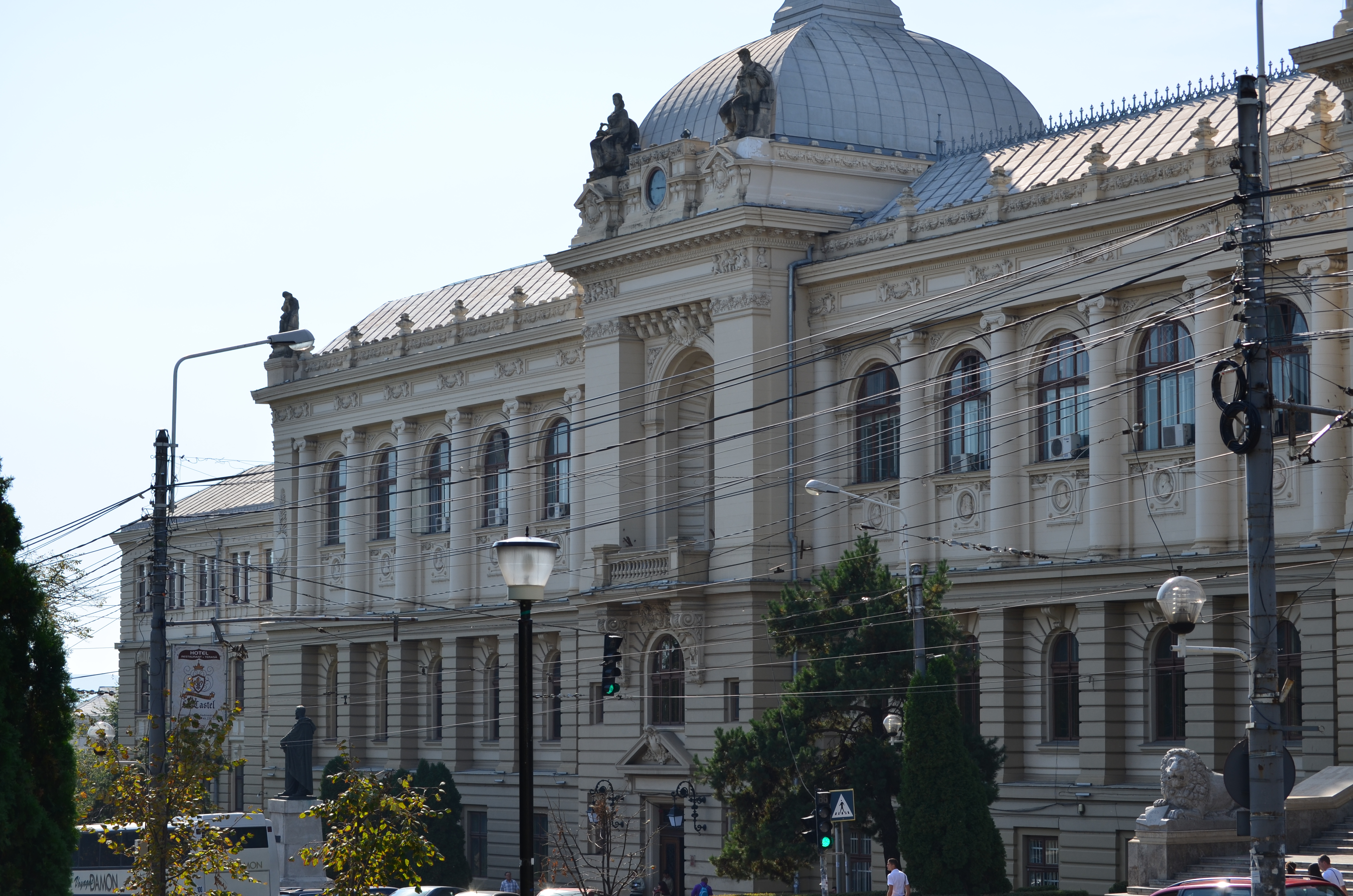 Universitatea din Iași. Scurte reflecții…