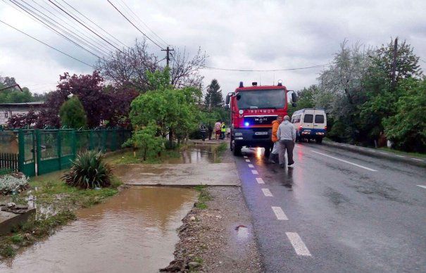 IGSU anunţă măsuri pentru intervenţia în sprijinul populaţiei afectate de fenomenele meteo periculoase