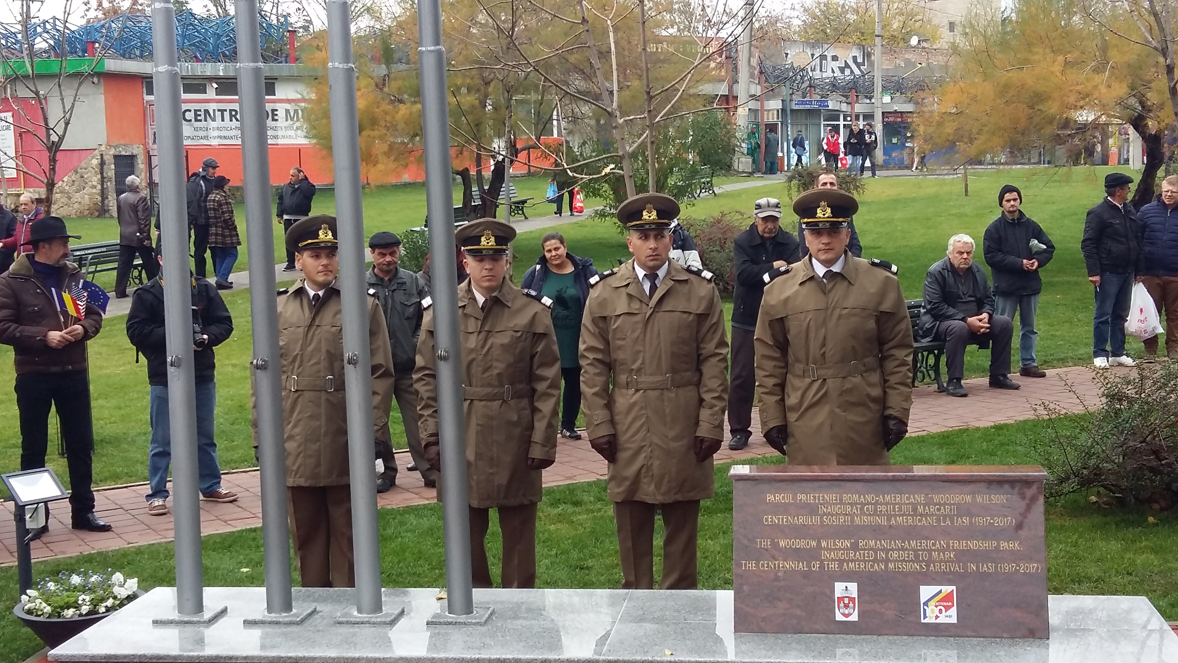 (FOTO) Parc al prieteniei româno-americane, inaugurat la Iași