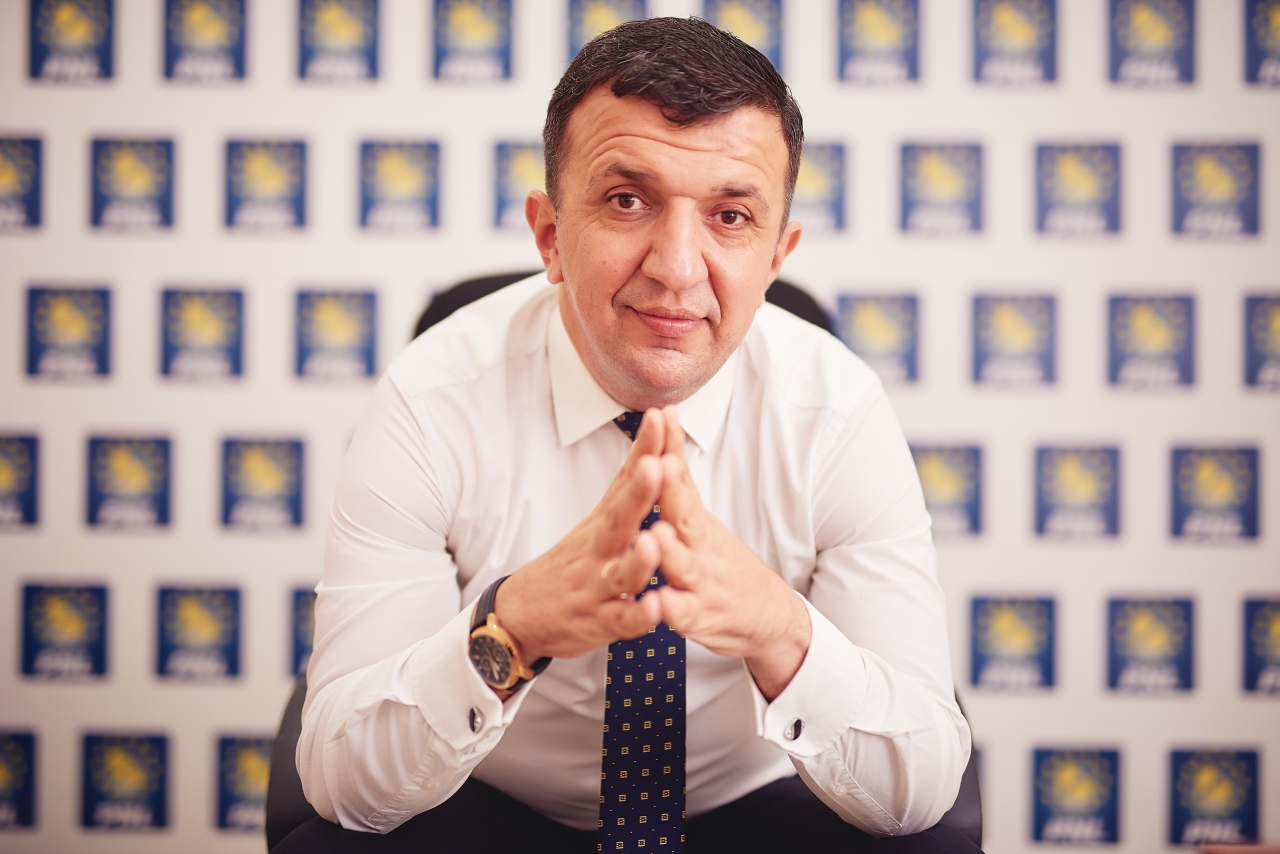 Liviu Brătescu: „Proiectul CENTENAR, joaca de-a alba-neagra pentru PSD”