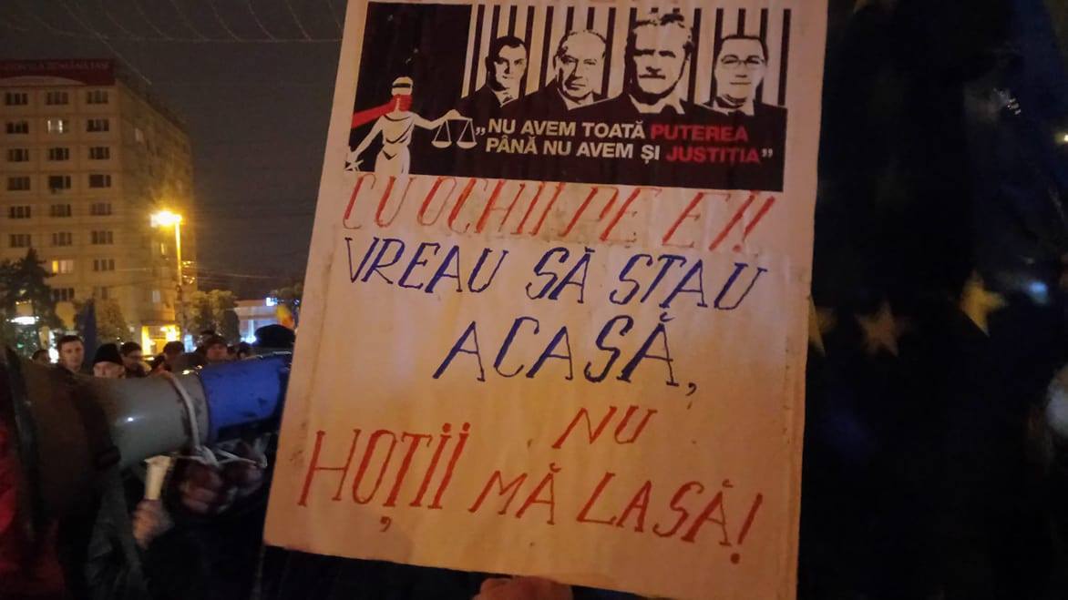 Noi proteste au loc în zeci de oraşe din ţară şi în capitală