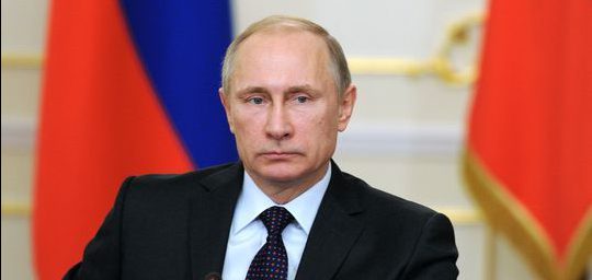 Vladimir Putin și-a anunțat candidatura pentru un nou mandat prezidențial