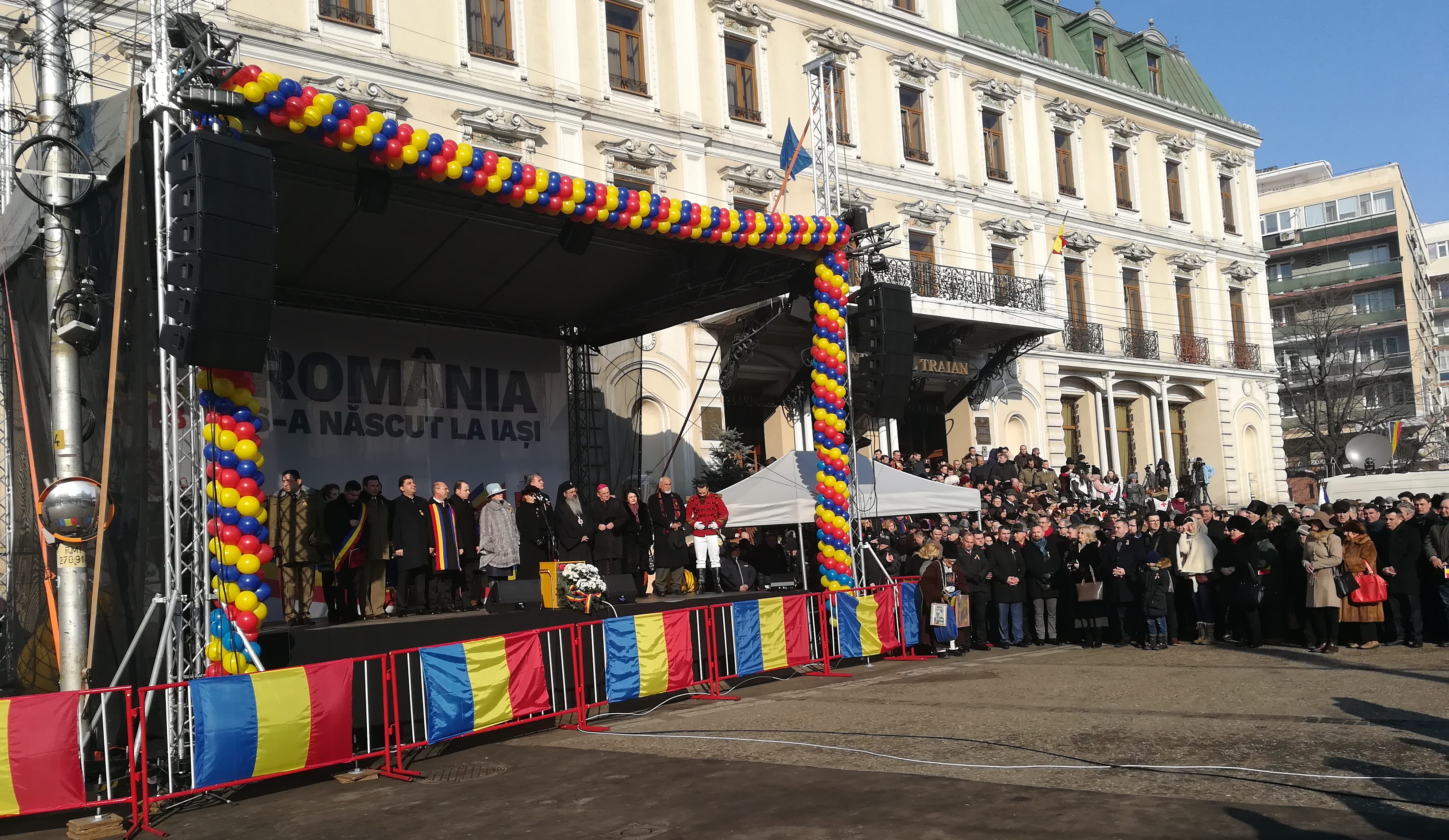 (FOTO) Mii de ieşeni au fost prezenţi la manifestările dedicate Zilei Unirii Principatelor Române