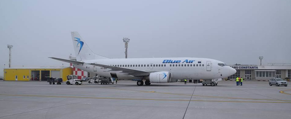 Blue Air suspendă zborurile pe ruta Timişoara – Iaşi – Cluj