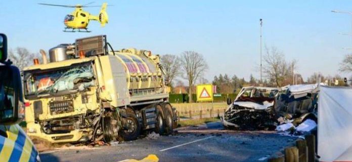 Cinci români au murit într-un accident rutier în Olanda