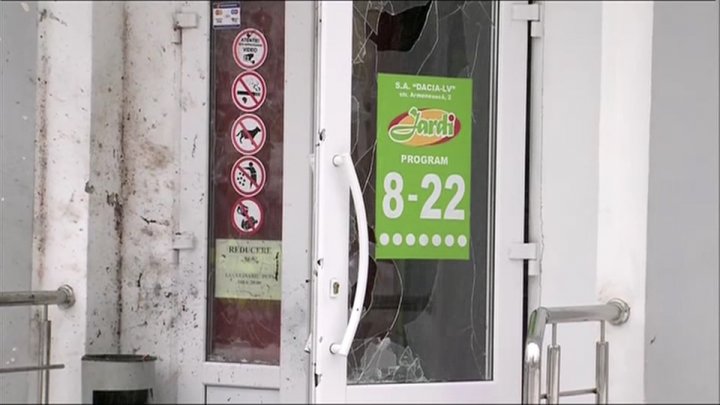 Explozie la un magazin din Chişinău, soldată cu doi morţi