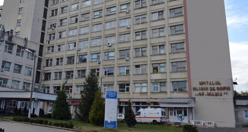 Iaşi: Anchetă la Spitalul de Pediatrie după ce o femeie a reclamat că fiica minoră trebuie să plătească servicii medicale