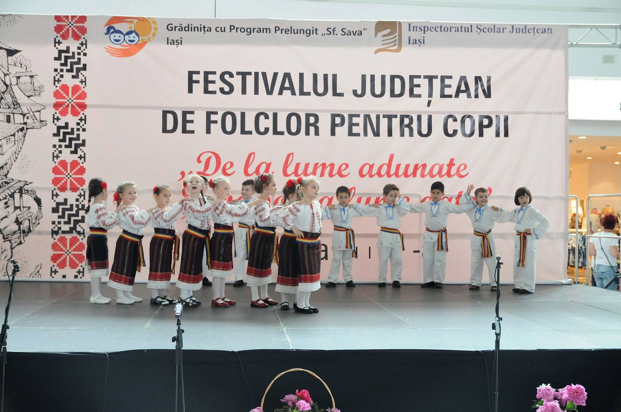 Festivalul Judeţean de Folclor pentru Copii „De la lume adunate şi-napoi la lume date”, ediţia a IV-a