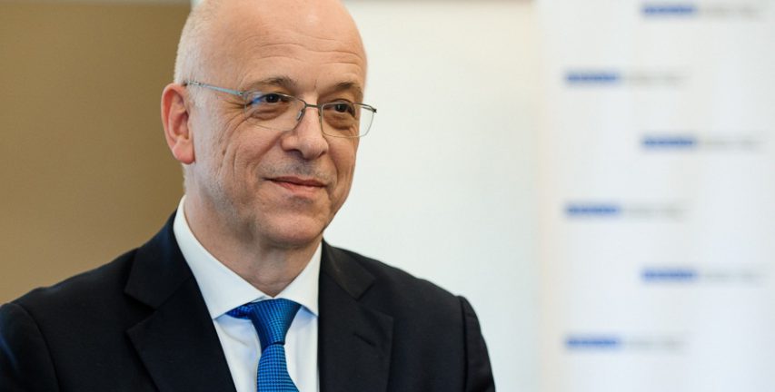 Ambasadorul Germaniei: Economia românească creşte foarte repede iar investitorii germani caută noi oportunăţi aici