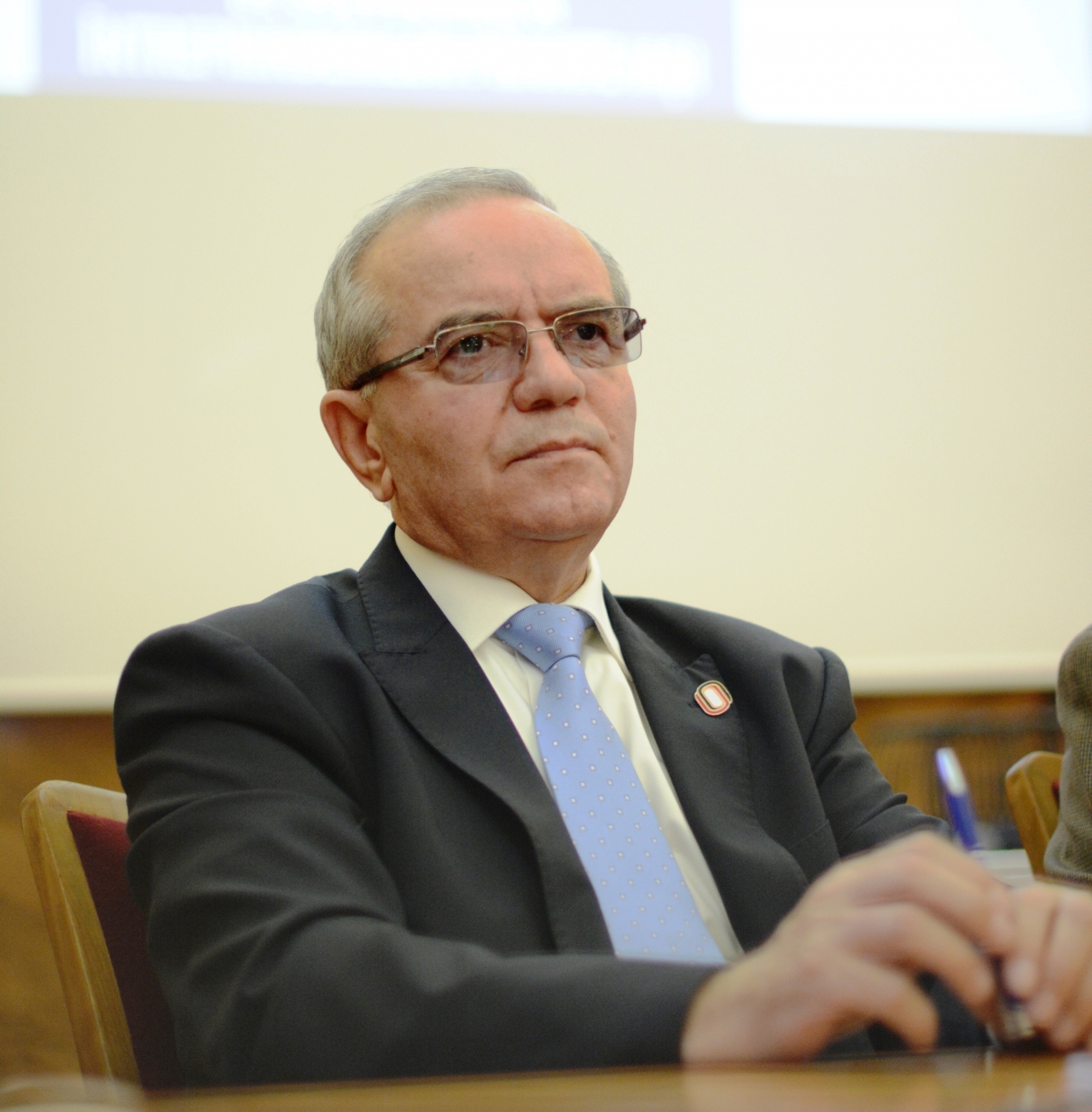 Dumitru Oprea: „Cum garantează autoritățile române securitatea alimentară a populației?”